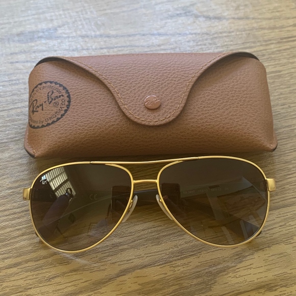 rb3457 sunglass hut